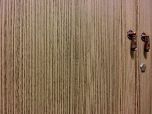 東京都Ｏさま修理後の桐箪笥、時代仕上げ（時代茶）、扉